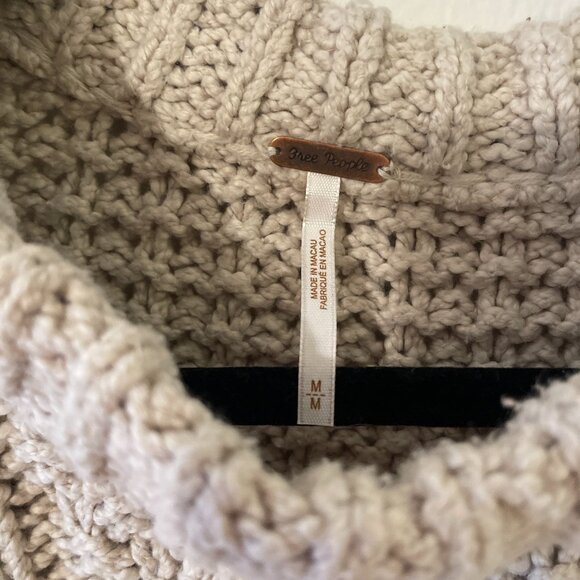 Free People Cropped Chunky Cable Knit Sweater (Cutting Edge Cable Pullover) - Picture 5 of 6